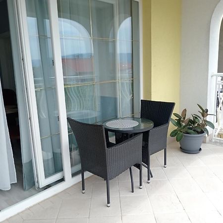 Ana Rooms Đảo Krk Ngoại thất bức ảnh
