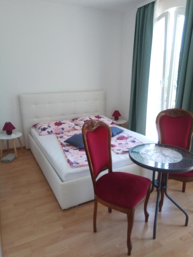 Ana Rooms Đảo Krk Ngoại thất bức ảnh